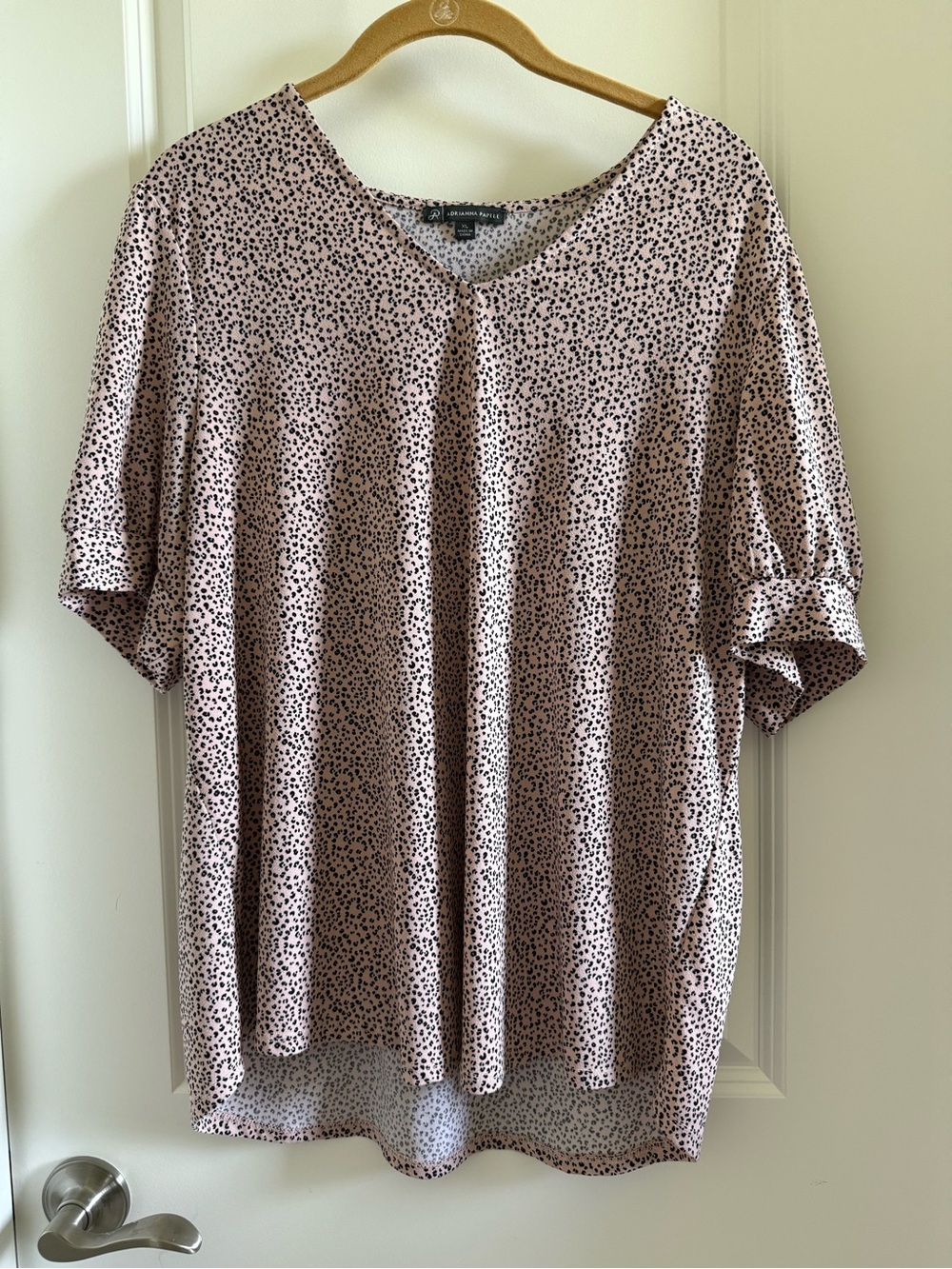 Adrianna Papell Blush Pink Short Sleeve V-Neck Dot-Print Top